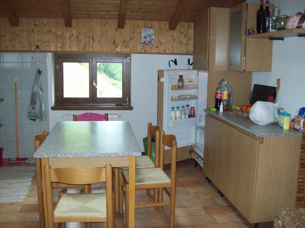 Appartamentino Nel Bosco Sondrio Ngoại thất bức ảnh